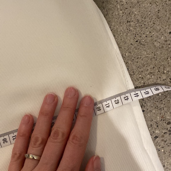 Beautiful white dress from Massimo Dutti no belt, FREE silk scarf - Picture 9 of 15